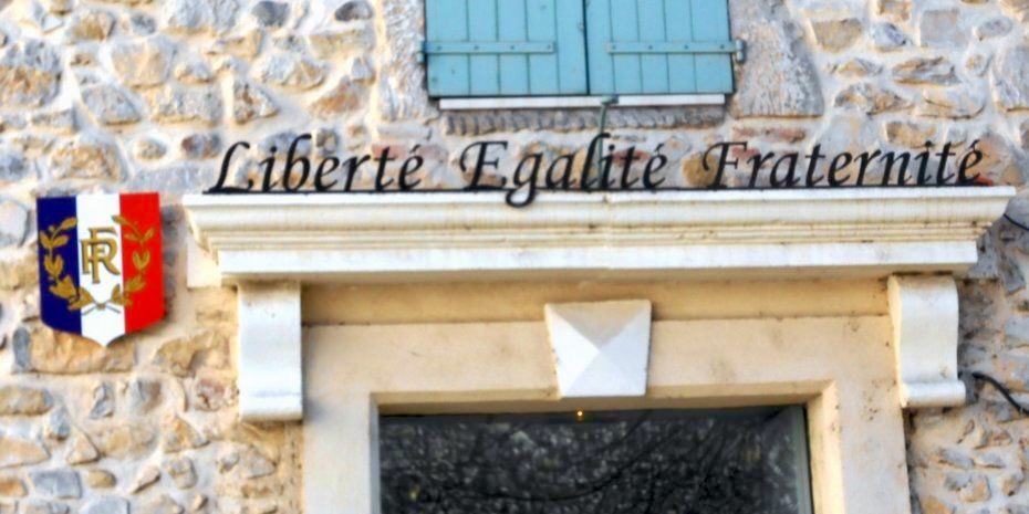 Liberté 
Egalité
Fraternité
:.
Mairie
